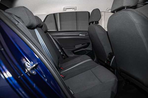 2021 Volkswagen Golf 110TSI 8