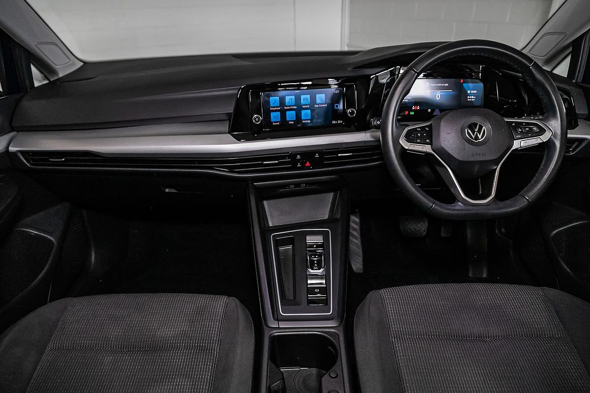 2021 Volkswagen Golf 110TSI 8