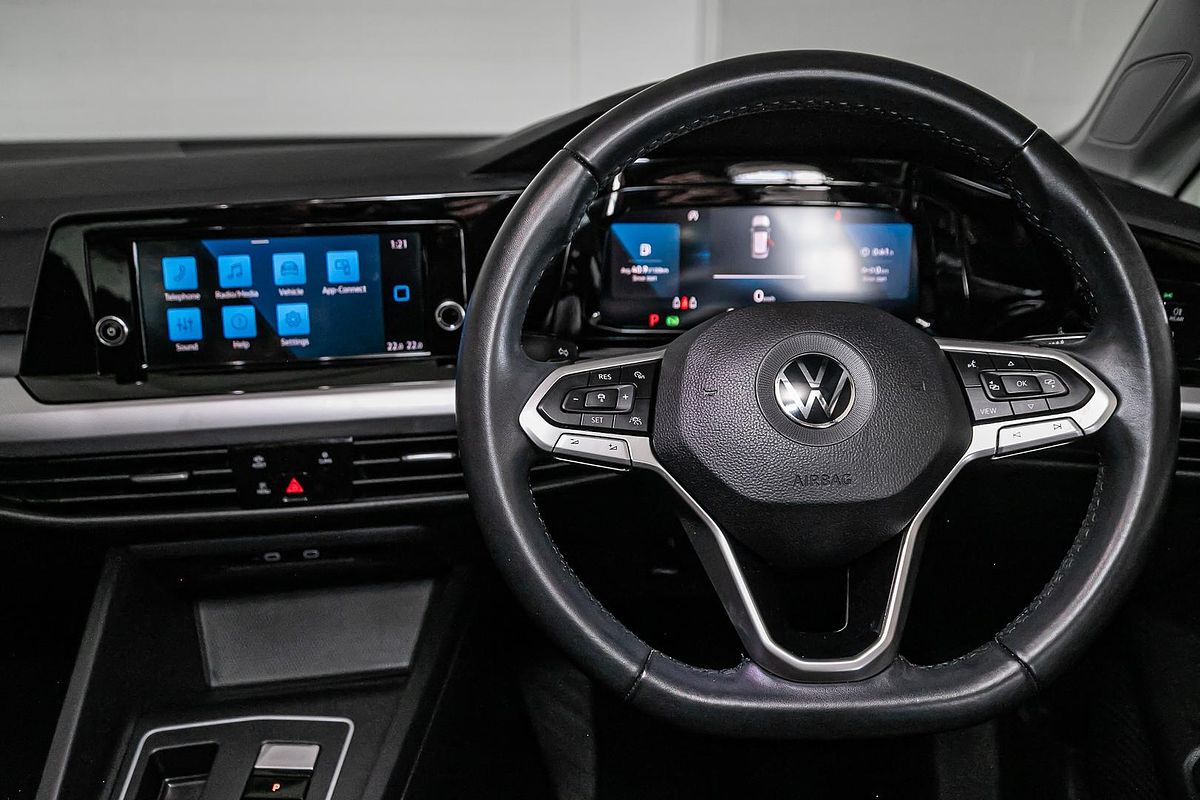 2021 Volkswagen Golf 110TSI 8