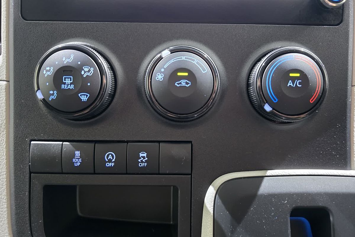 2024 Toyota Hiace GDH300R LWB