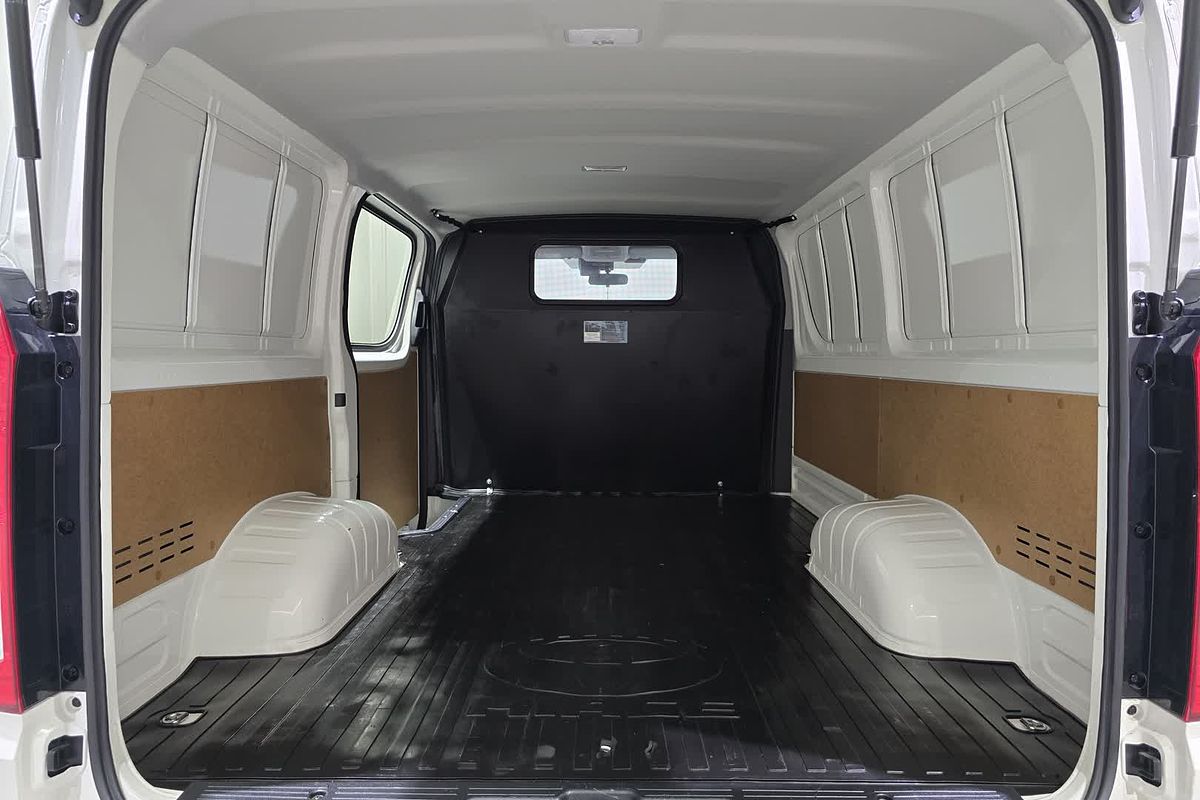 2024 Toyota Hiace GDH300R LWB