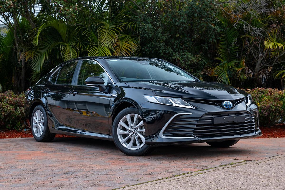 2024 Toyota Camry Ascent AXVH70R