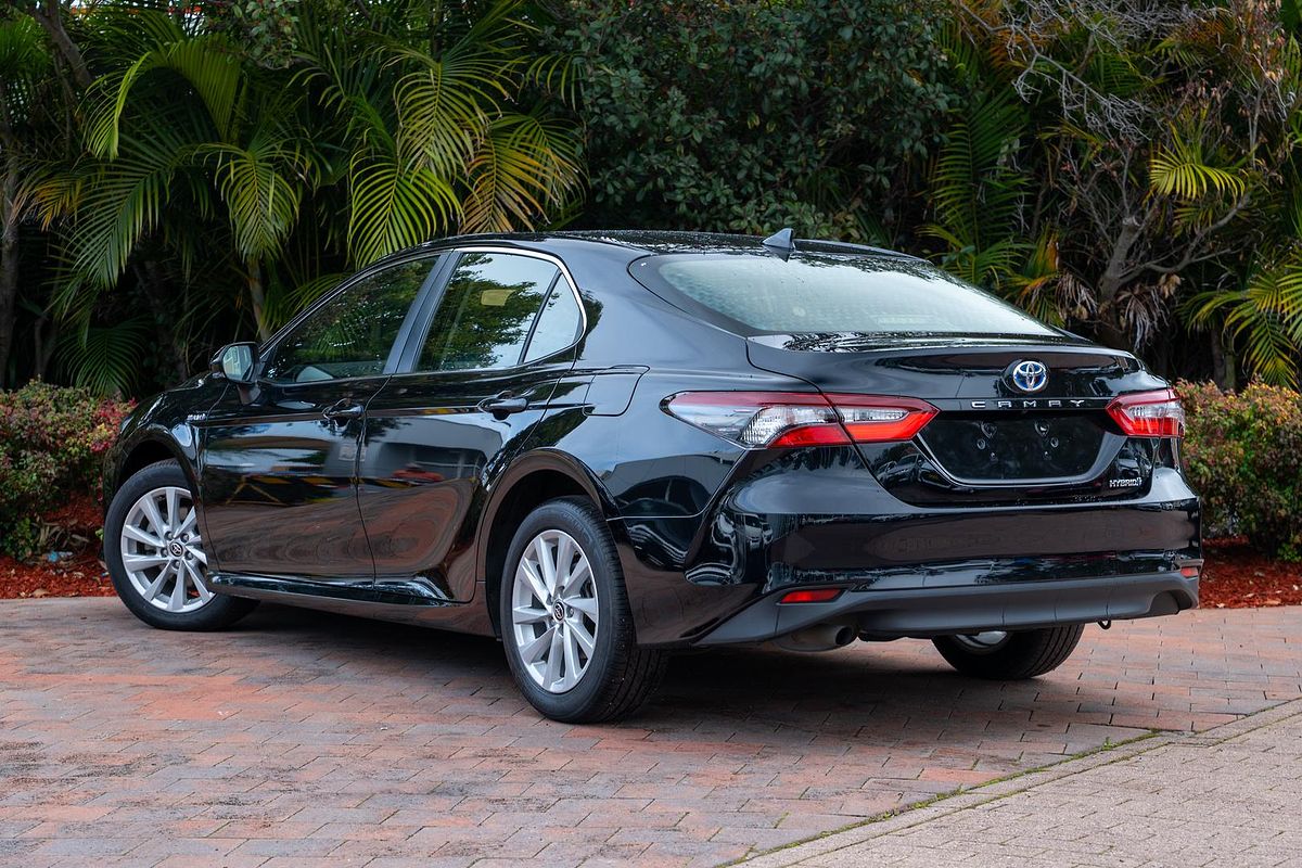 2024 Toyota Camry Ascent AXVH70R