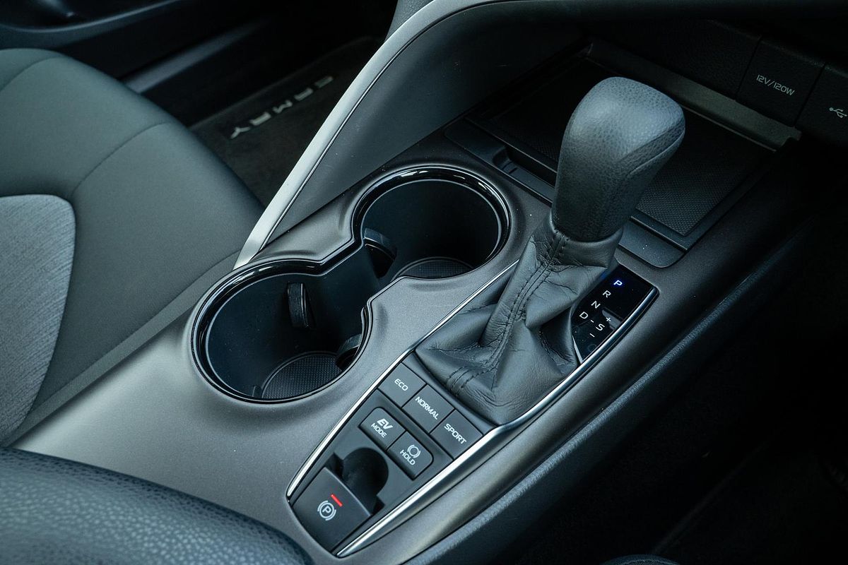 2024 Toyota Camry Ascent AXVH70R