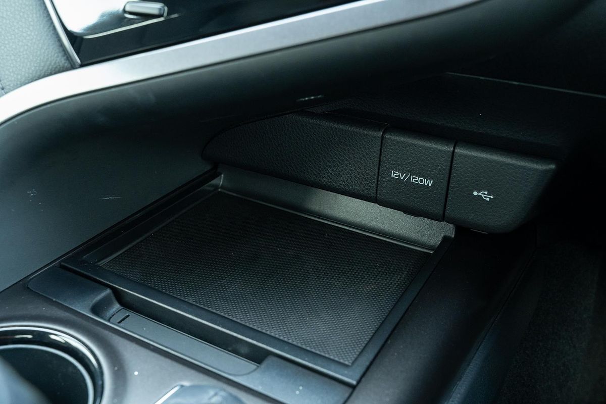 2024 Toyota Camry Ascent AXVH70R