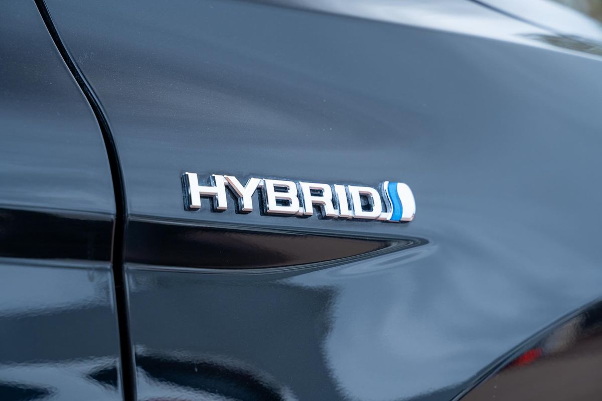 2024 Toyota Camry Ascent AXVH70R