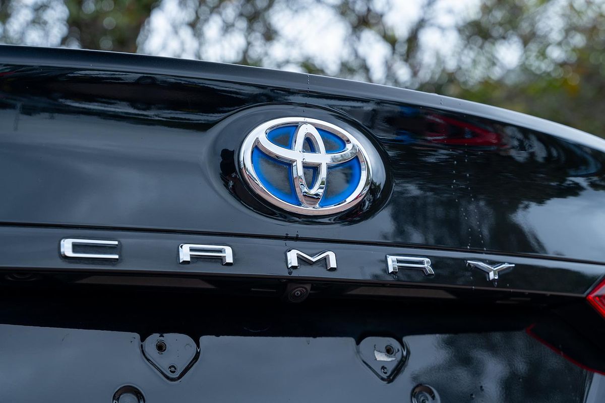 2024 Toyota Camry Ascent AXVH70R