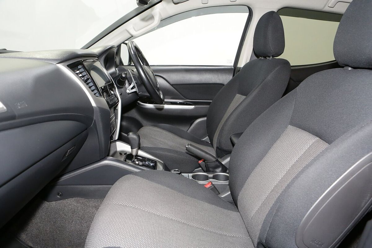 2021 Mitsubishi Triton GLS MR 4X4