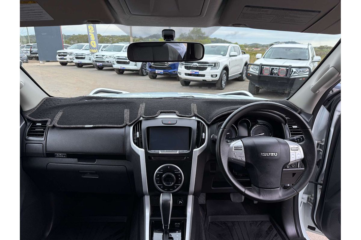 2020 Isuzu MU-X LS-M