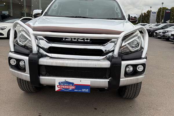 2020 Isuzu MU-X LS-M