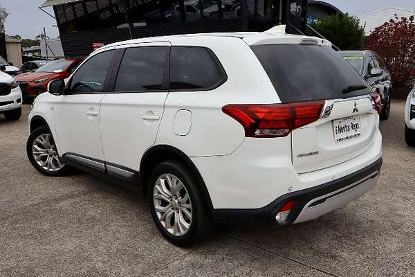 2021 Mitsubishi Outlander ES ZL