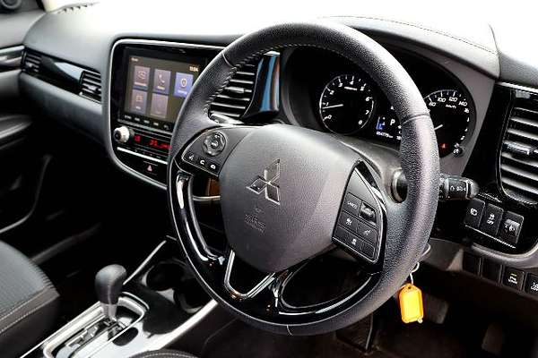 2021 Mitsubishi Outlander ES ZL