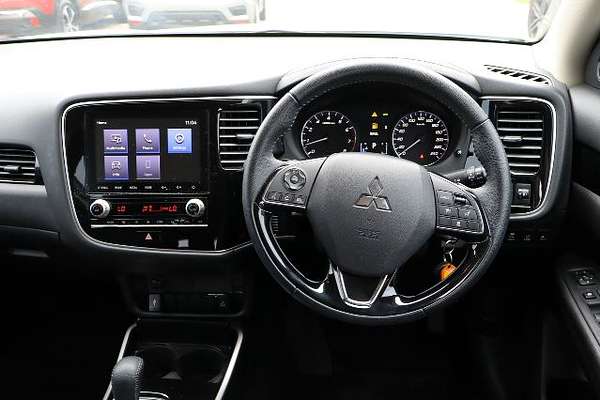 2021 Mitsubishi Outlander ES ZL