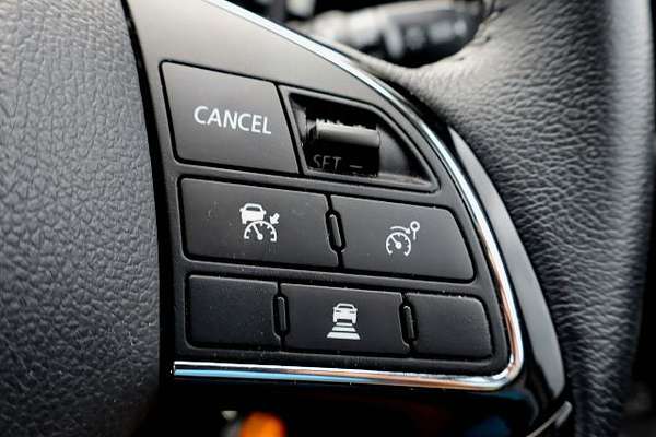2021 Mitsubishi Outlander ES ZL