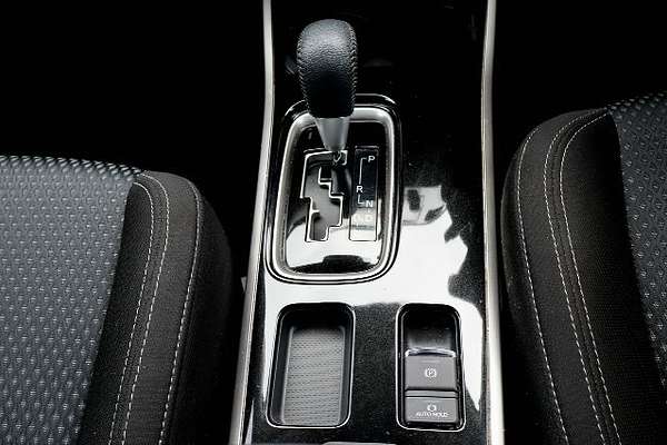 2021 Mitsubishi Outlander ES ZL