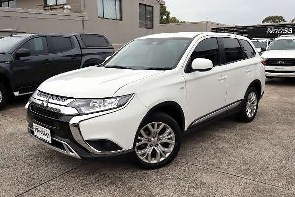 2021 Mitsubishi Outlander ES ZL