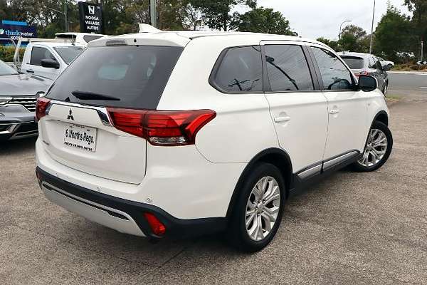 2021 Mitsubishi Outlander ES ZL