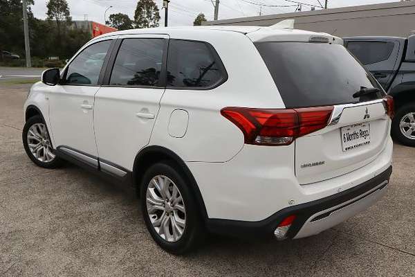 2021 Mitsubishi Outlander ES ZL