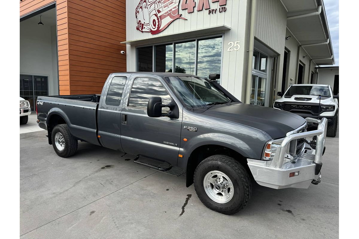 2005 Ford F250 XLT RN 4X4