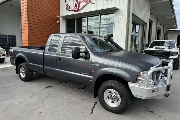 2005 Ford F250 XLT RN 4X4