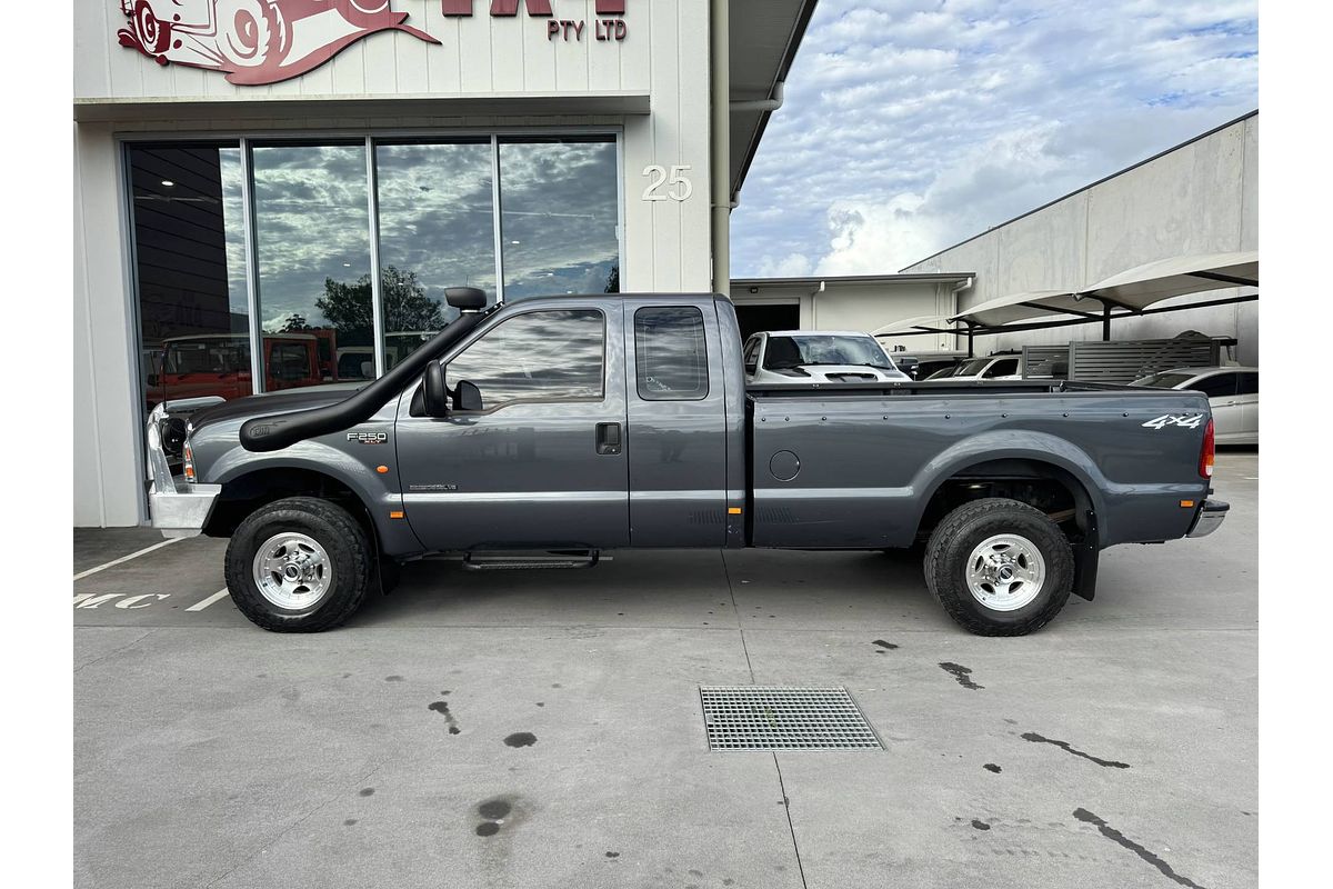 2005 Ford F250 XLT RN 4X4
