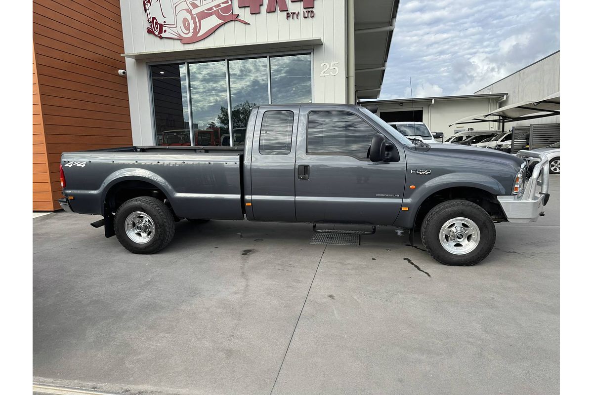 2005 Ford F250 XLT RN 4X4