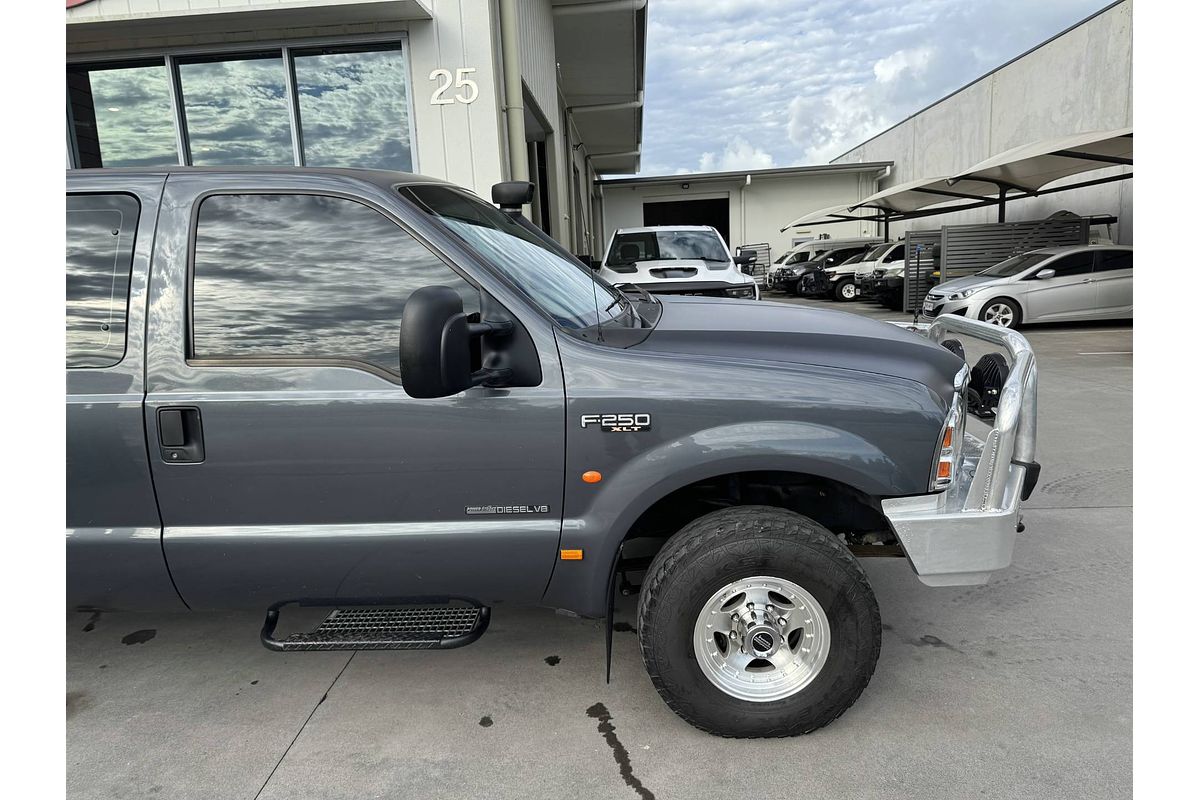 2005 Ford F250 XLT RN 4X4