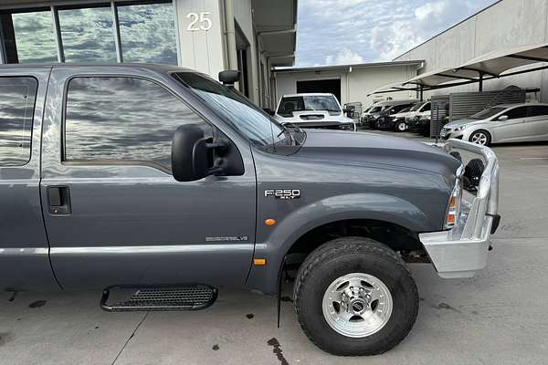 2005 Ford F250 XLT RN 4X4