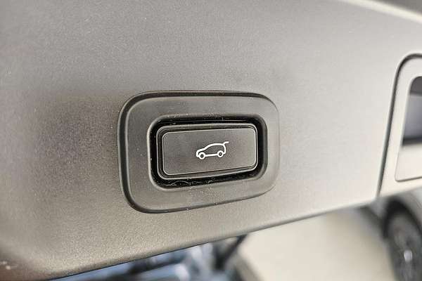 2019 Land Rover Range Rover Evoque P250 First Edition L551