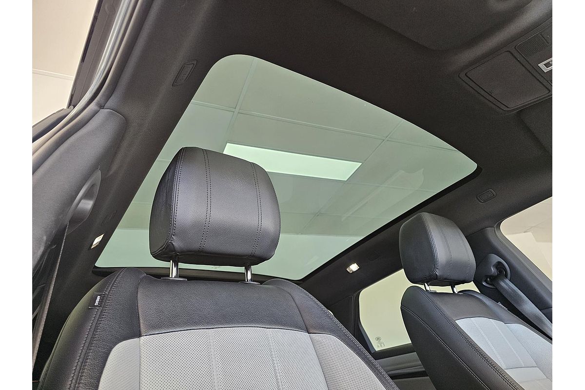 2019 Land Rover Range Rover Evoque P250 First Edition L551