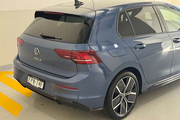 2024 Volkswagen Golf 110TSI R-Line 8.5