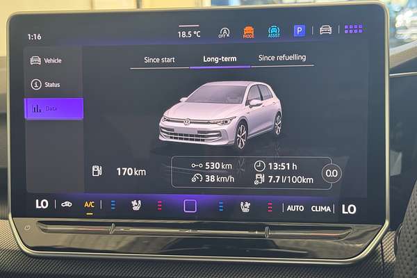 2024 Volkswagen Golf 110TSI R-Line 8.5