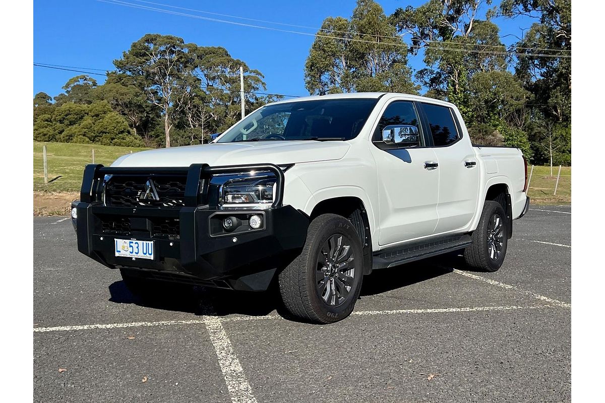 2024 Mitsubishi Triton GLS MV 4X4