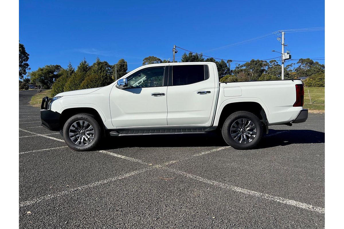 2024 Mitsubishi Triton GLS MV 4X4