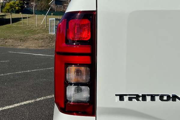 2024 Mitsubishi Triton GLS MV 4X4