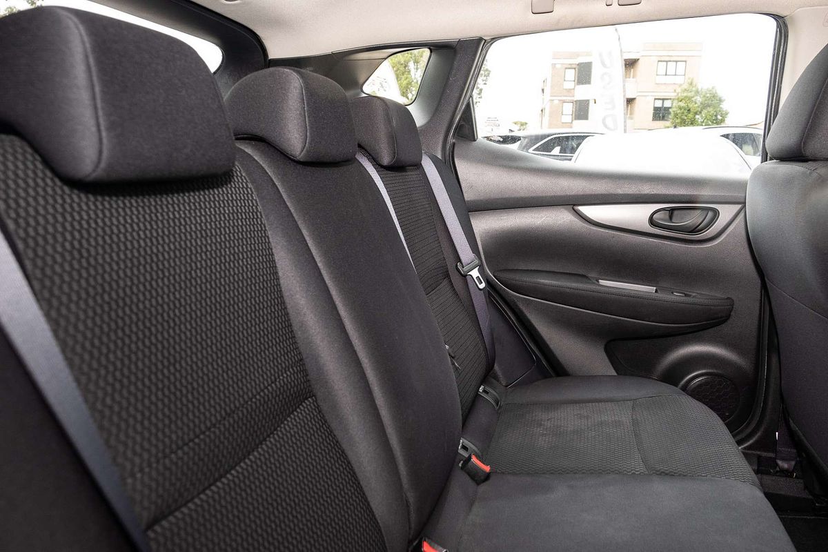 2015 Nissan QASHQAI ST J11