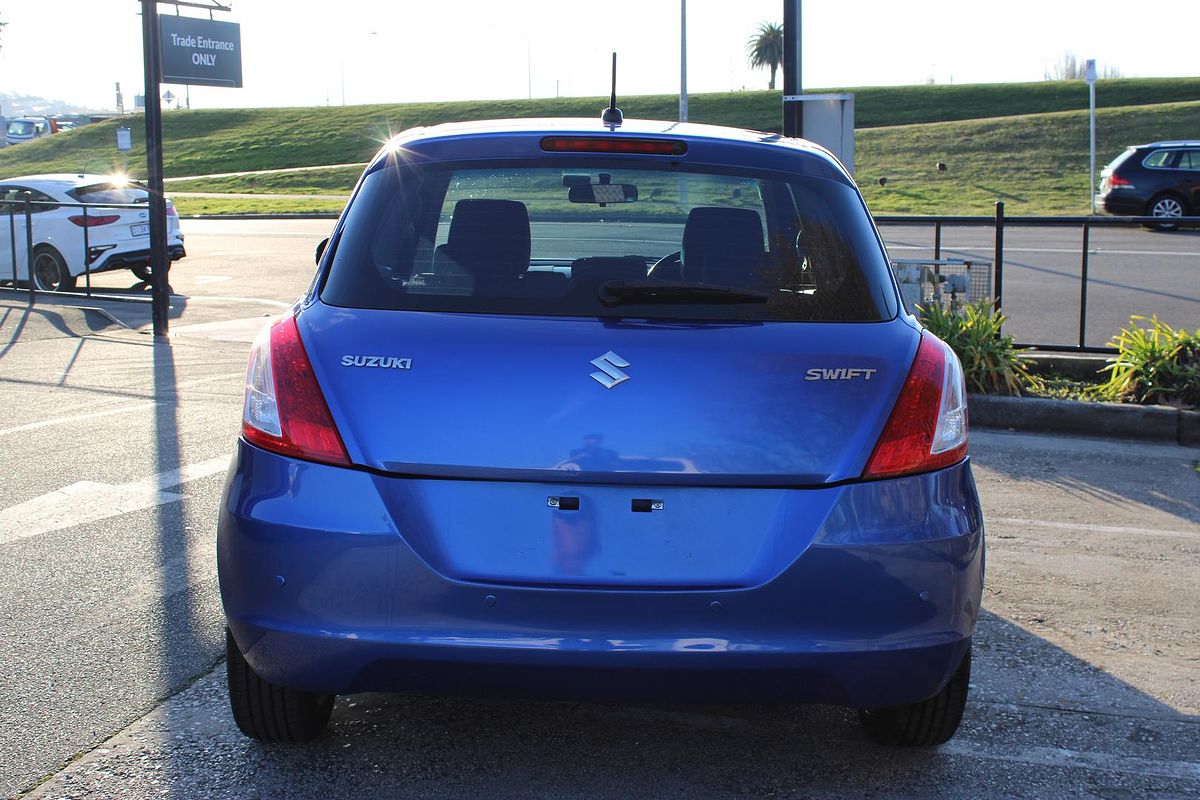 2013 Suzuki Swift GLX FZ