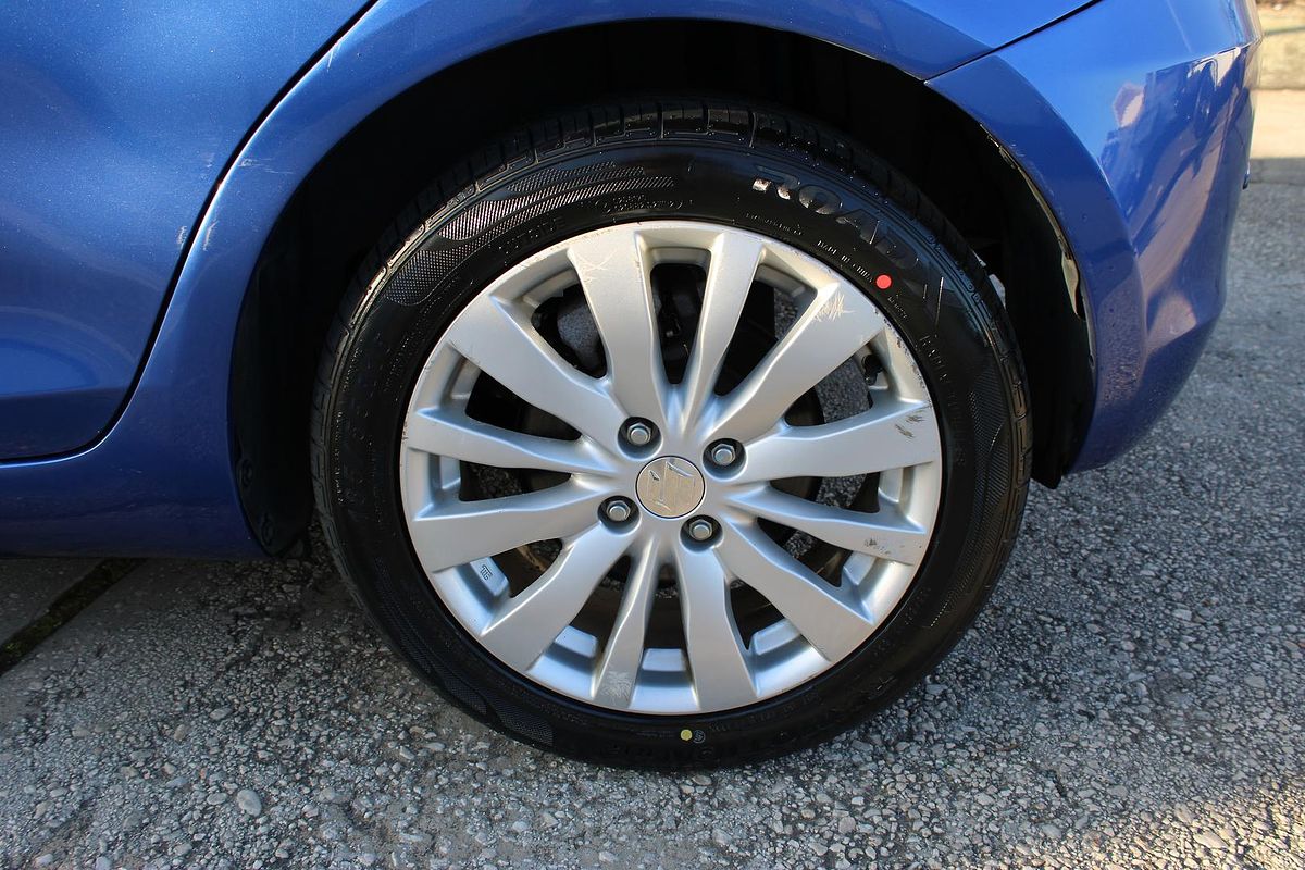 2013 Suzuki Swift GLX FZ