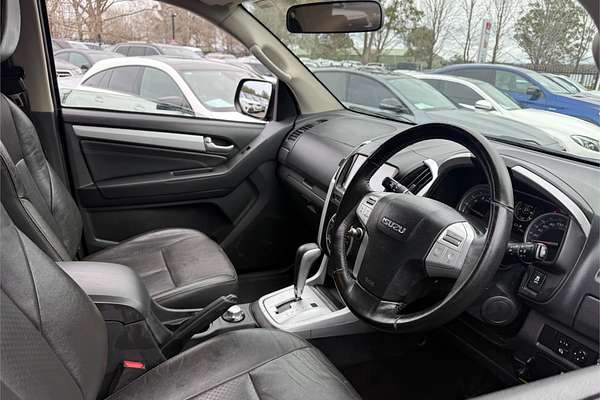 2016 Isuzu MU-X LS-T