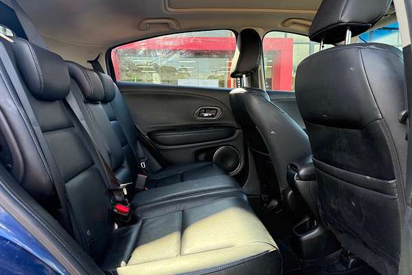 2015 Honda HR-V VTi-L