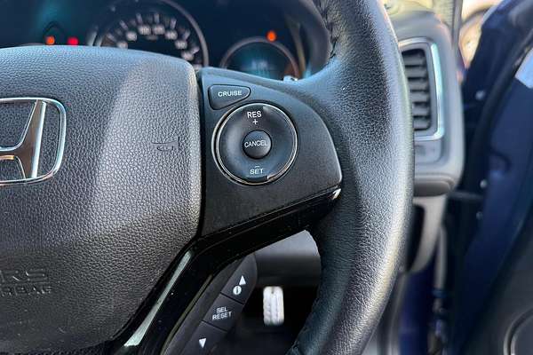 2015 Honda HR-V VTi-L