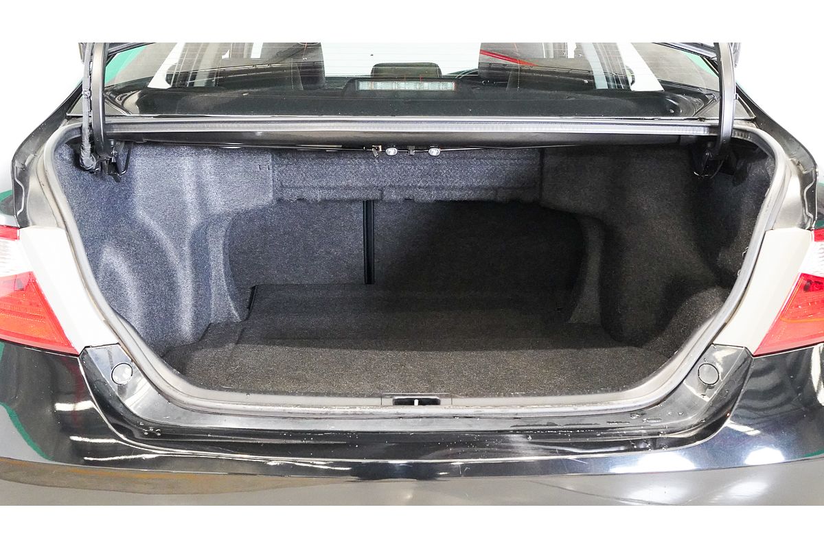 2017 Toyota Camry Atara SX ASV50R