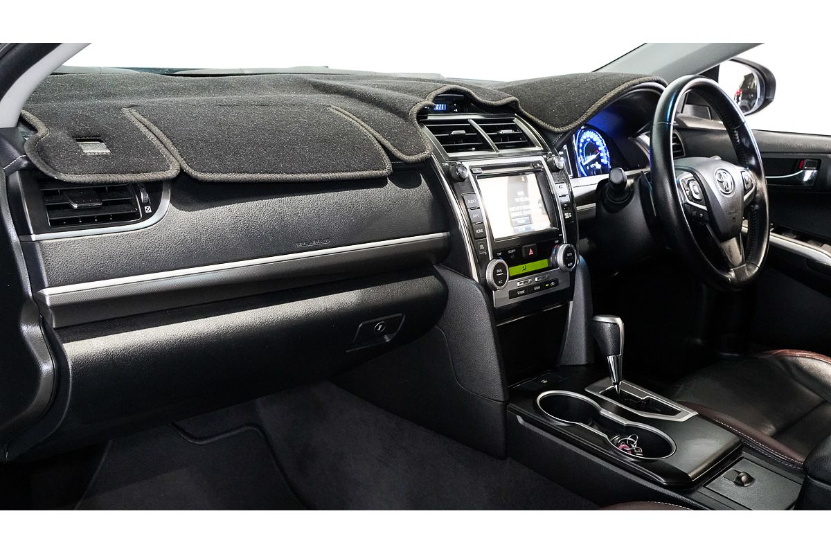 2017 Toyota Camry Atara SX ASV50R