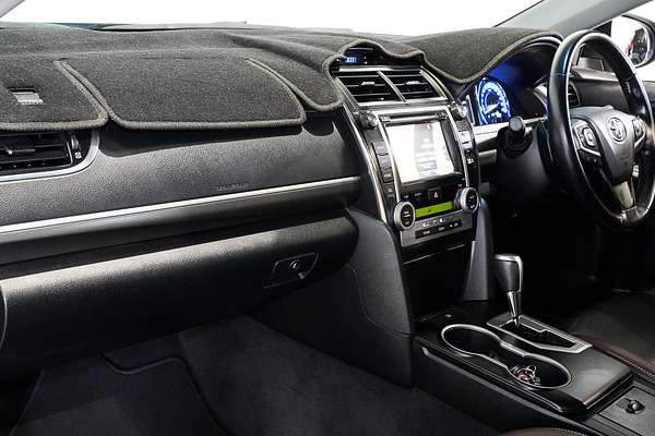 2017 Toyota Camry Atara SX ASV50R