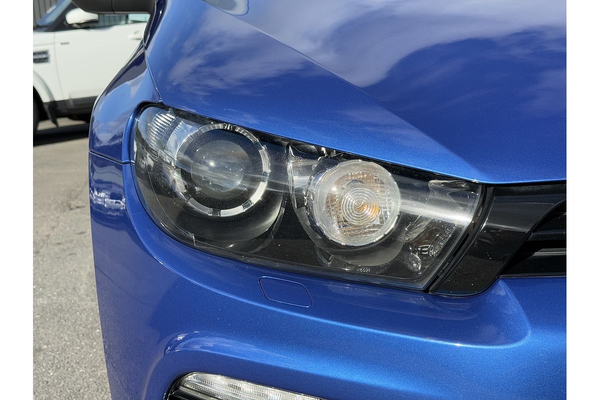 2011 Volkswagen Scirocco R 1S