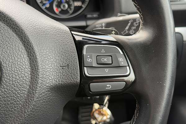 2011 Volkswagen Scirocco R 1S