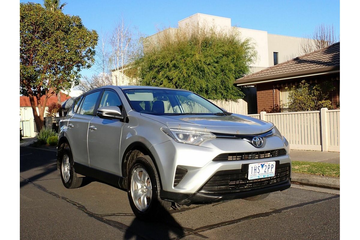 2016 Toyota RAV4 GX ZSA42R
