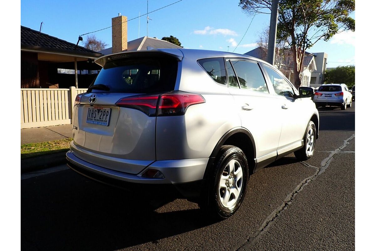 2016 Toyota RAV4 GX ZSA42R
