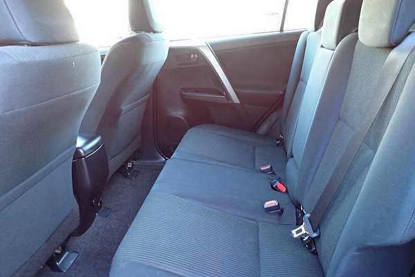 2016 Toyota RAV4 GX ZSA42R