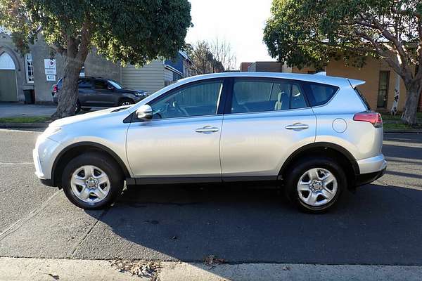 2016 Toyota RAV4 GX ZSA42R